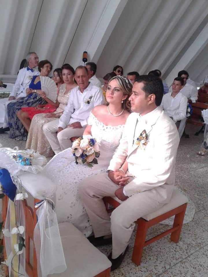 El matrimonio católico fue oficiado en la Capilla ‘Los Alcatraces’ de Santa Marta.